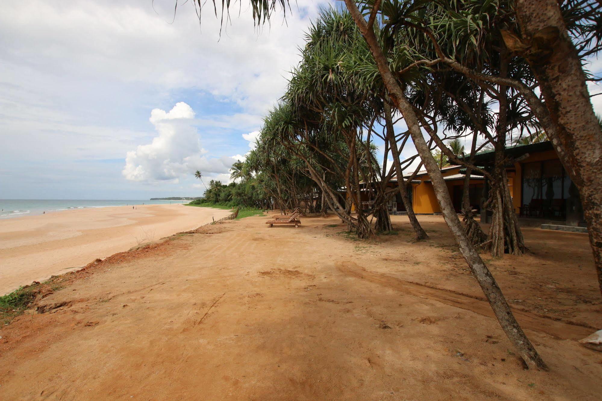 The Beach Cabanas Retreat & Spa Koggala Bagian luar foto